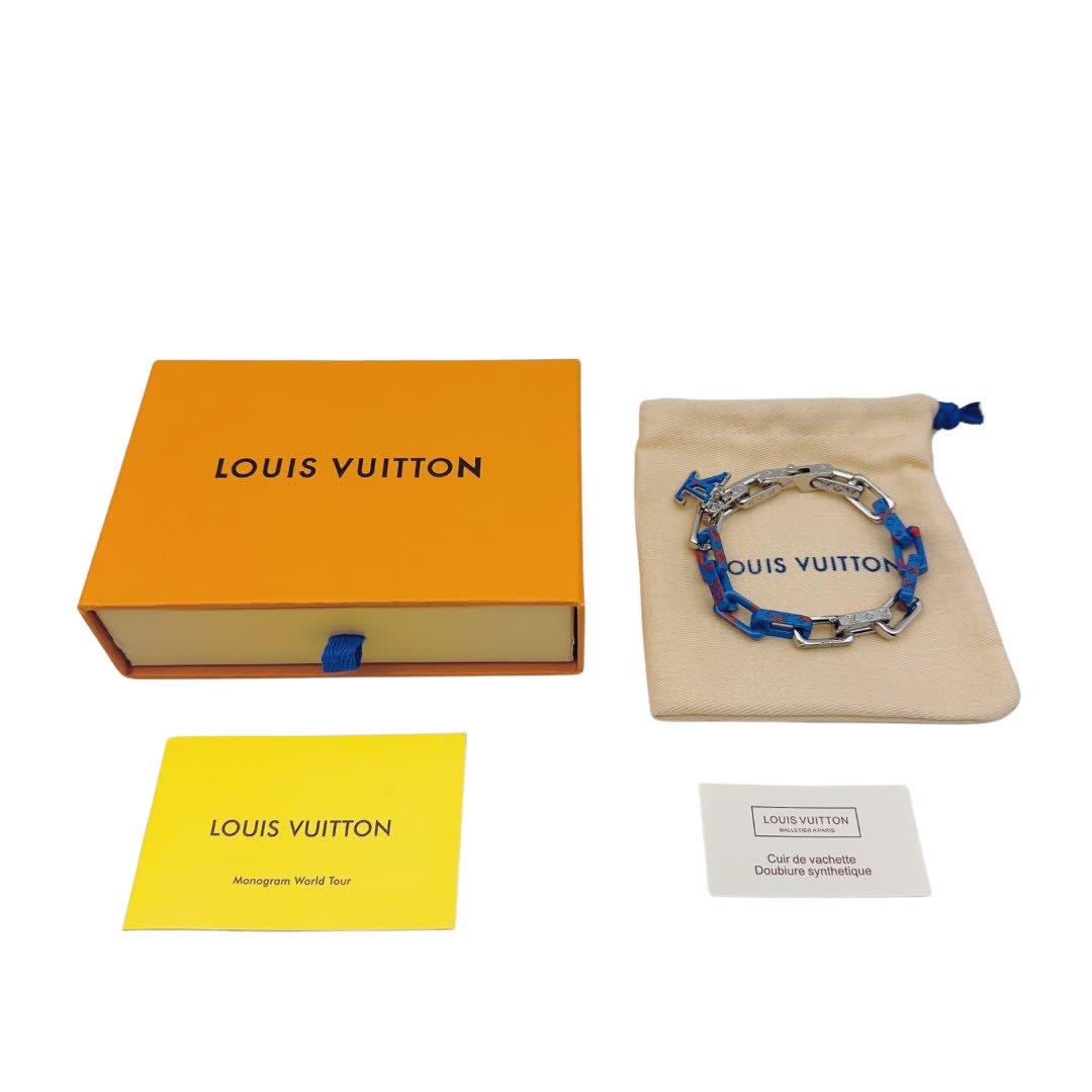 Louis Vuitton Monogram World Tour Bracelet-M1229M